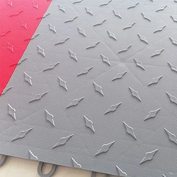 PP Interlocking Garage Floor Mat- Compass Pattern